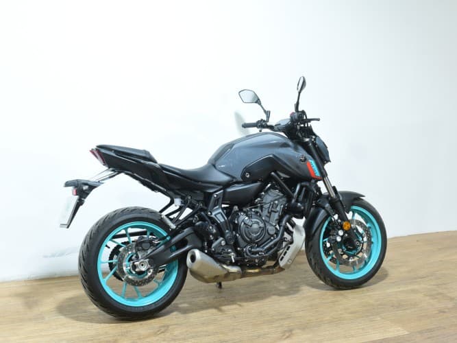 Comprar YAMAHA MT-07 (A2) 2022 de segunda mano YAMAHA MT-07 (A2) 2022 de segunda mano