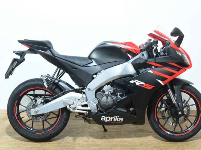 APRILIA RS 125 2023 de segunda mano