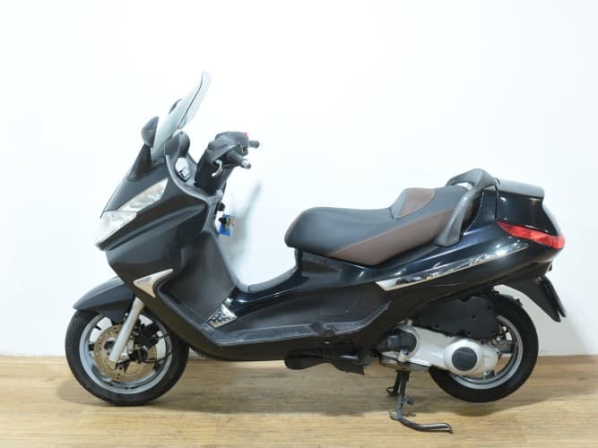 PIAGGIO X8 125 2006 de segunda mano