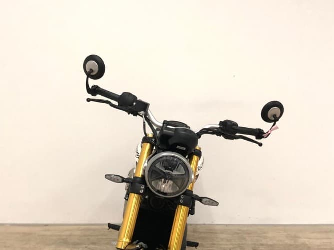 TRIUMPH SPEED 400 2025 de segunda mano