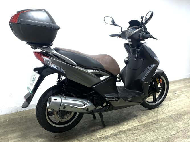 KYMCO AGILITY CITY 125 (TOP CASE) 2020 de segunda mano