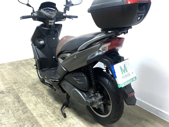 KYMCO AGILITY CITY 125 (TOP CASE) 2020 de segunda mano