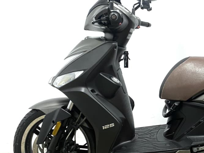 KYMCO AGILITY CITY 125 (TOP CASE) 2020 de segunda mano