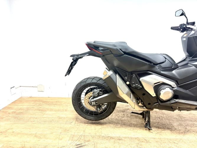 HONDA X-ADV 750 2022 de segunda mano