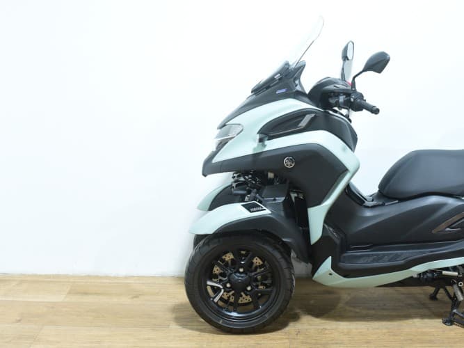 Comprar YAMAHA TRICITY 300 (TOP CASE) 2024 de segunda mano YAMAHA TRICITY 300 (TOP CASE) 2024 de segunda mano