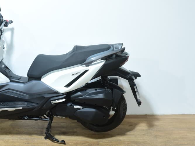 SYM ADX 300 2025 de segunda mano