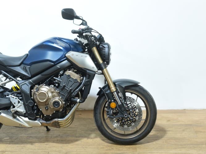 Comprar HONDA CB 650 R (A) 2022 de segunda mano HONDA CB 650 R (A) 2022 de segunda mano