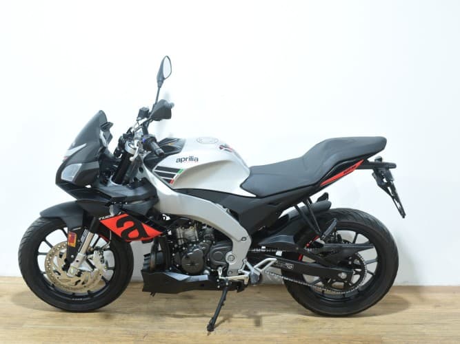 APRILIA TUONO 125 2020 de segunda mano