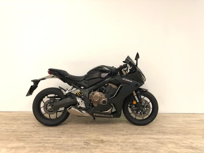 Comprar HONDA CB 650 R (A2) 2021 de segunda mano HONDA CB 650 R (A2) 2021 de segunda mano