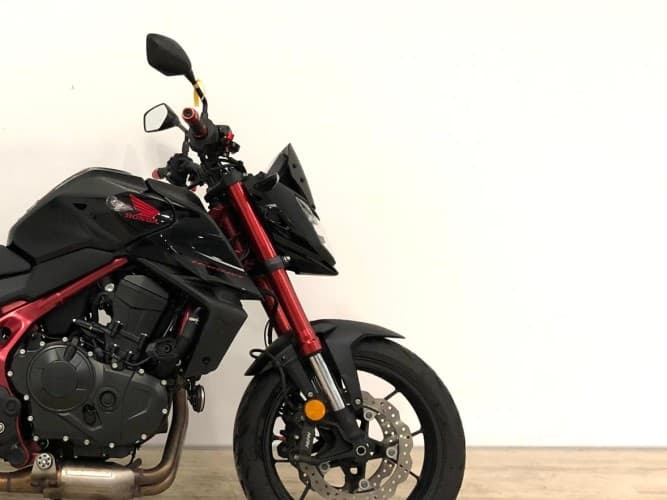HONDA CB 750 HORNET (A2) 2023 de segunda mano