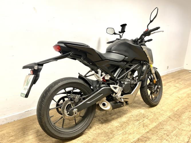 Comprar HONDA CB 125 R 2018 de segunda mano HONDA CB 125 R 2018 de segunda mano