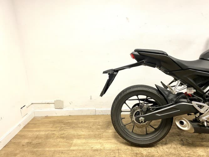 Comprar HONDA CB 125 R 2018 de segunda mano HONDA CB 125 R 2018 de segunda mano