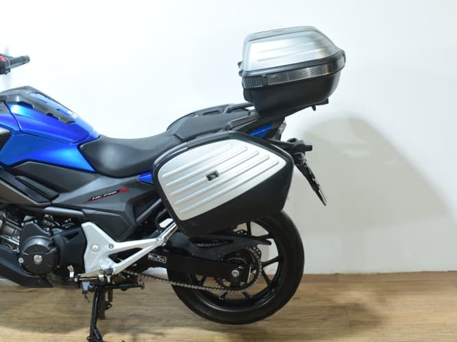 Comprar HONDA NC 750 X (A)(TRES MALETAS) 2020 de segunda mano HONDA NC 750 X (A)(TRES MALETAS) 2020 de segunda mano