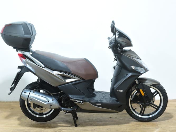 Comprar KYMCO AGILITY CITY 125 2021 de segunda mano KYMCO AGILITY CITY 125 2021 de segunda mano