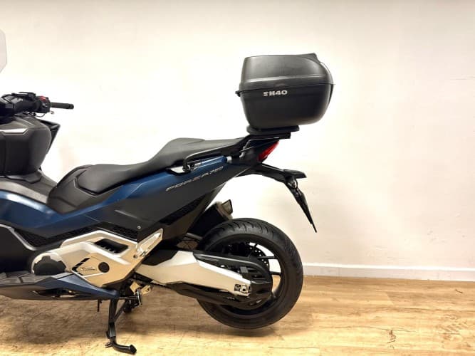 Comprar HONDA FORZA 750 (A) (TOP CASE) 2023 de segunda mano HONDA FORZA 750 (A) (TOP CASE) 2023 de segunda mano