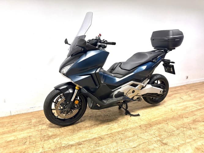 Comprar HONDA FORZA 750 (A) (TOP CASE) 2023 de segunda mano HONDA FORZA 750 (A) (TOP CASE) 2023 de segunda mano