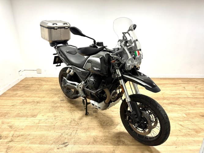 MOTO GUZZI V85 TT (TOP CASE) 2024 de segunda mano