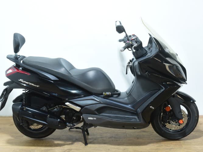 Comprar KYMCO SUPER DINK 125 2018 de segunda mano KYMCO SUPER DINK 125 2018 de segunda mano