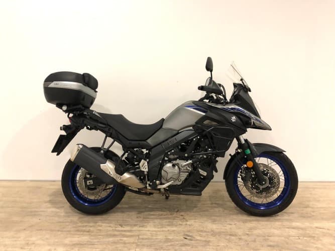 Comprar SUZUKI V STROM 650 XT (TOP CASE) (A2) 2021 de segunda mano SUZUKI V STROM 650 XT (TOP CASE) (A2) 2021 de segunda mano