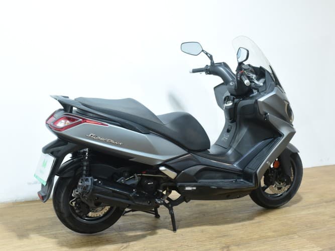 KYMCO SUPER DINK 125 2018 de segunda mano