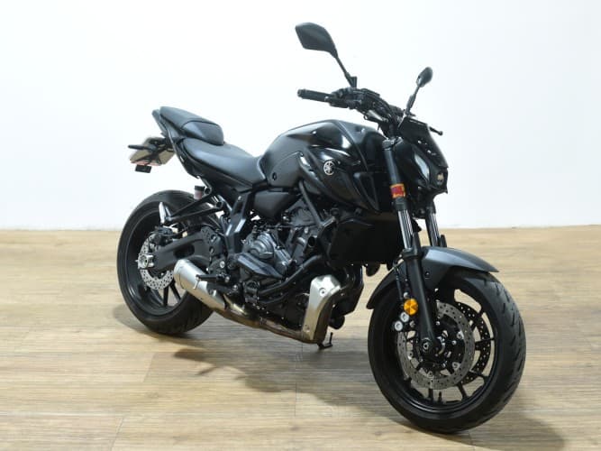 Comprar YAMAHA MT-07 (A2) 2021 de segunda mano YAMAHA MT-07 (A2) 2021 de segunda mano