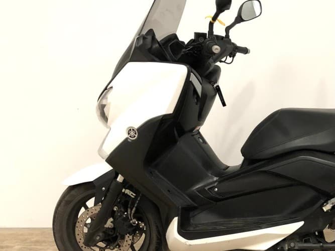 Comprar YAMAHA XMAX 400 2015 de segunda mano YAMAHA XMAX 400 2015 de segunda mano