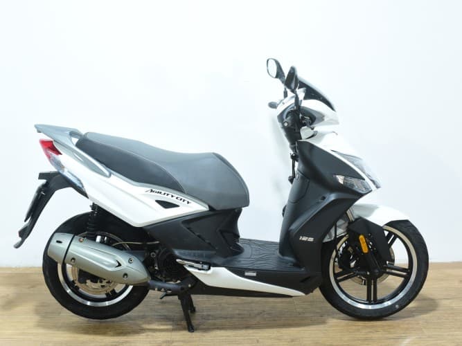 Comprar KYMCO AGILITY CITY 125 2023 de segunda mano KYMCO AGILITY CITY 125 2023 de segunda mano