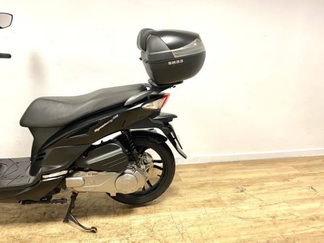 SYM SYMPHONY SR 125 (TOP CASE) 2023 de segunda mano