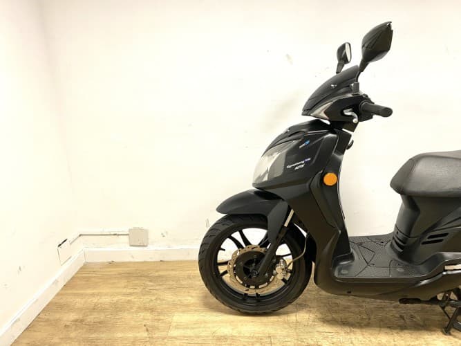SYM SYMPHONY SR 125 (TOP CASE) 2023 de segunda mano