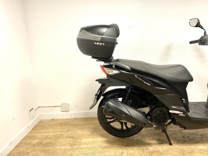SYM SYMPHONY SR 125 (TOP CASE) 2023 de segunda mano