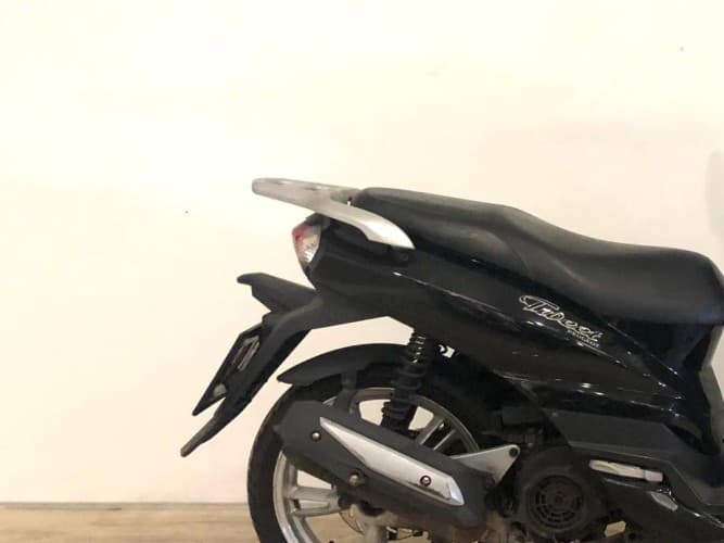 Comprar PEUGEOT TWEET 125 2013 de segunda mano PEUGEOT TWEET 125 2013 de segunda mano