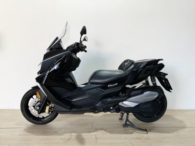 Comprar BMW C 400 GT TRIPLE BLACK (PACK COMFORT) 2022 de segunda mano BMW C 400 GT TRIPLE BLACK (PACK COMFORT) 2022 de segunda mano