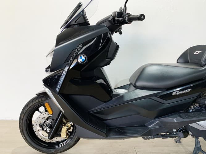 Comprar BMW C 400 GT TRIPLE BLACK (PACK COMFORT) 2022 de segunda mano BMW C 400 GT TRIPLE BLACK (PACK COMFORT) 2022 de segunda mano
