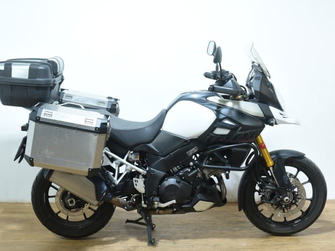 SUZUKI V STROM 1000 (TRES MALETAS) 2015 de segunda mano