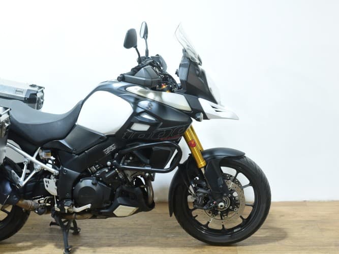 SUZUKI V STROM 1000 (TRES MALETAS) 2015 de segunda mano