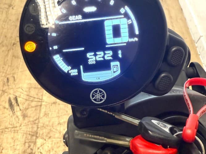 Comprar YAMAHA XSR 700 (A) 2023 de segunda mano YAMAHA XSR 700 (A) 2023 de segunda mano