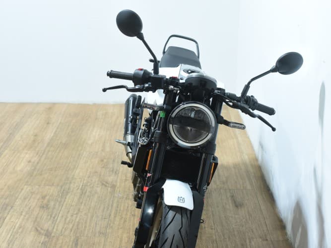 HUSQVARNA VITPILEN 401 2022 de segunda mano