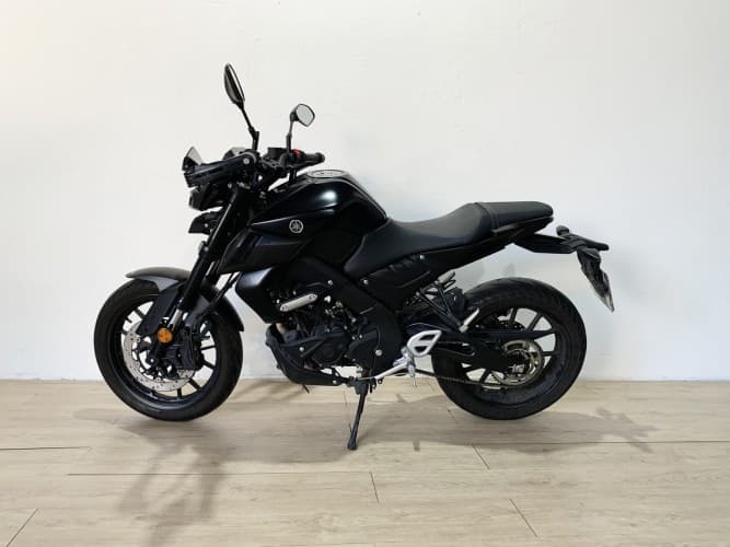 Comprar YAMAHA MT-125 2023 de segunda mano YAMAHA MT-125 2023 de segunda mano