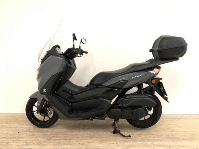 Comprar YAMAHA NMAX 125 2024 de segunda mano YAMAHA NMAX 125 2024 de segunda mano