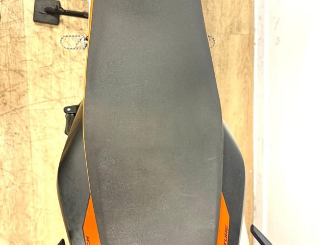 KTM 790 ADVENTURE (TOP CASE) 2025 de segunda mano
