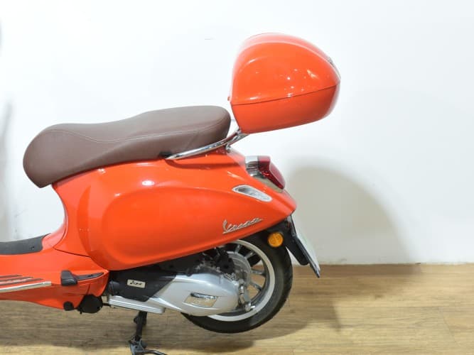 Comprar VESPA PRIMAVERA 125 (TOP CASE) 2021 de segunda mano VESPA PRIMAVERA 125 (TOP CASE) 2021 de segunda mano