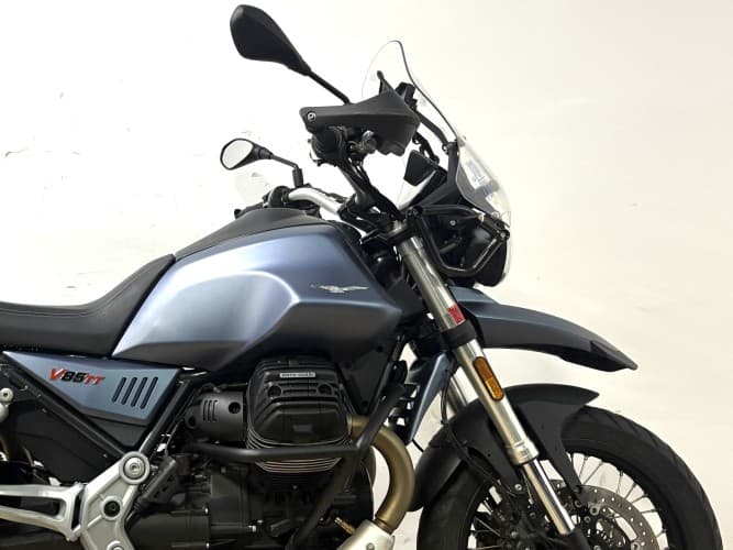 Comprar MOTO GUZZI V85 TT (3 MALETAS) 2021 de segunda mano MOTO GUZZI V85 TT (3 MALETAS) 2021 de segunda mano