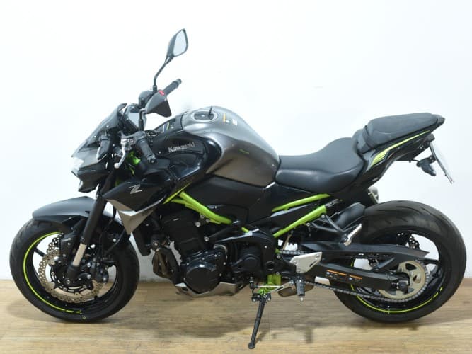 Comprar KAWASAKI Z 900 (A) 2020 de segunda mano KAWASAKI Z 900 (A) 2020 de segunda mano