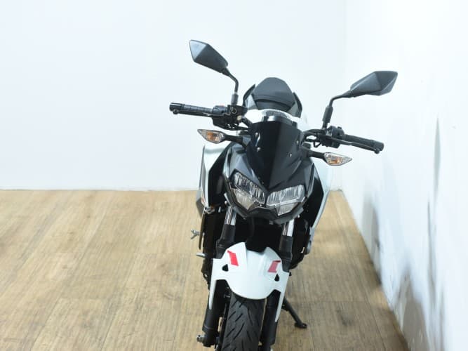 Comprar KAWASAKI Z 400 2024 de segunda mano KAWASAKI Z 400 2024 de segunda mano