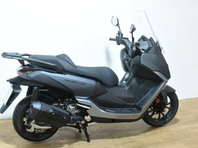 Comprar SYM MAXSYM 400 I GT 2026 de segunda mano SYM MAXSYM 400 I GT 2026 de segunda mano