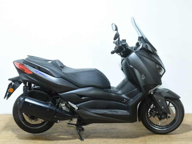 Comprar YAMAHA XMAX 300 2023 de segunda mano YAMAHA XMAX 300 2023 de segunda mano