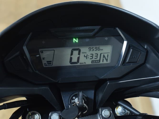 HONDA CB 125 F (TOP CASE) 2022 de segunda mano