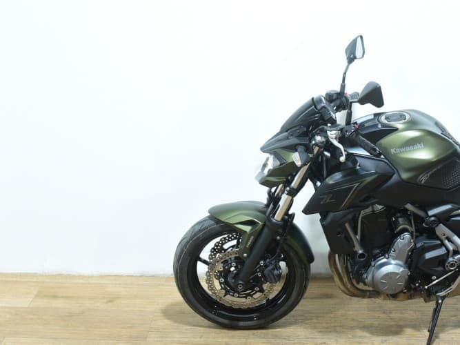 Comprar KAWASAKI Z 650 (A2) 2019 de segunda mano KAWASAKI Z 650 (A2) 2019 de segunda mano