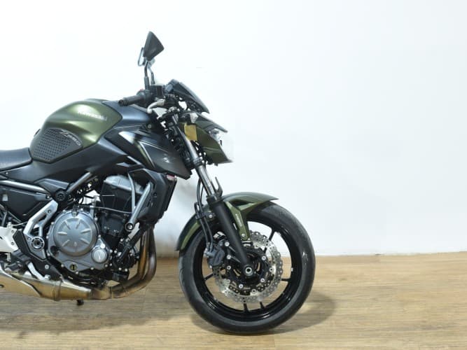 Comprar KAWASAKI Z 650 (A2) 2019 de segunda mano KAWASAKI Z 650 (A2) 2019 de segunda mano