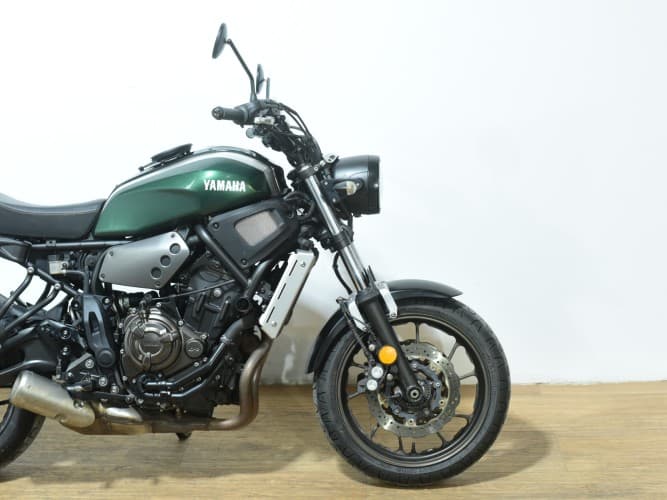 Comprar YAMAHA XSR 700 (A2) 2017 de segunda mano YAMAHA XSR 700 (A2) 2017 de segunda mano